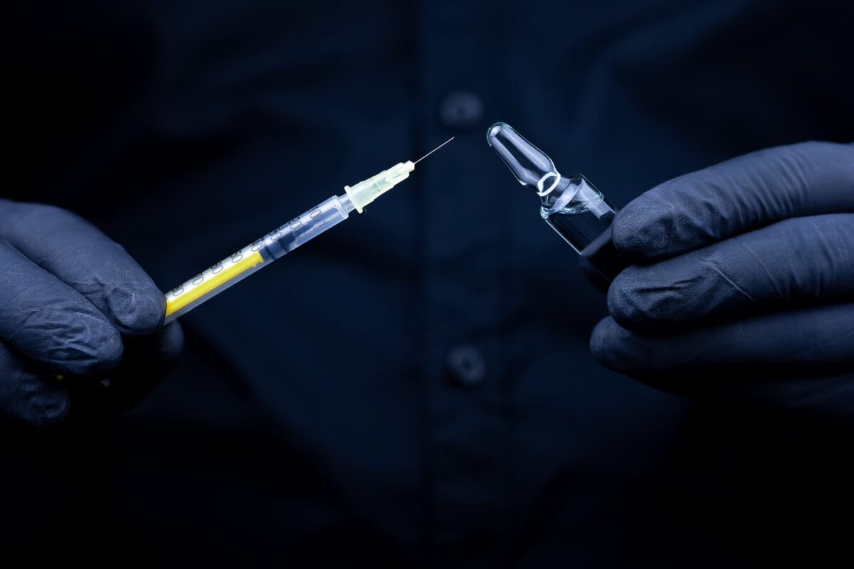 Testosterone Cypionate: Uses, Benefits, and Side Effects (UK Guide)